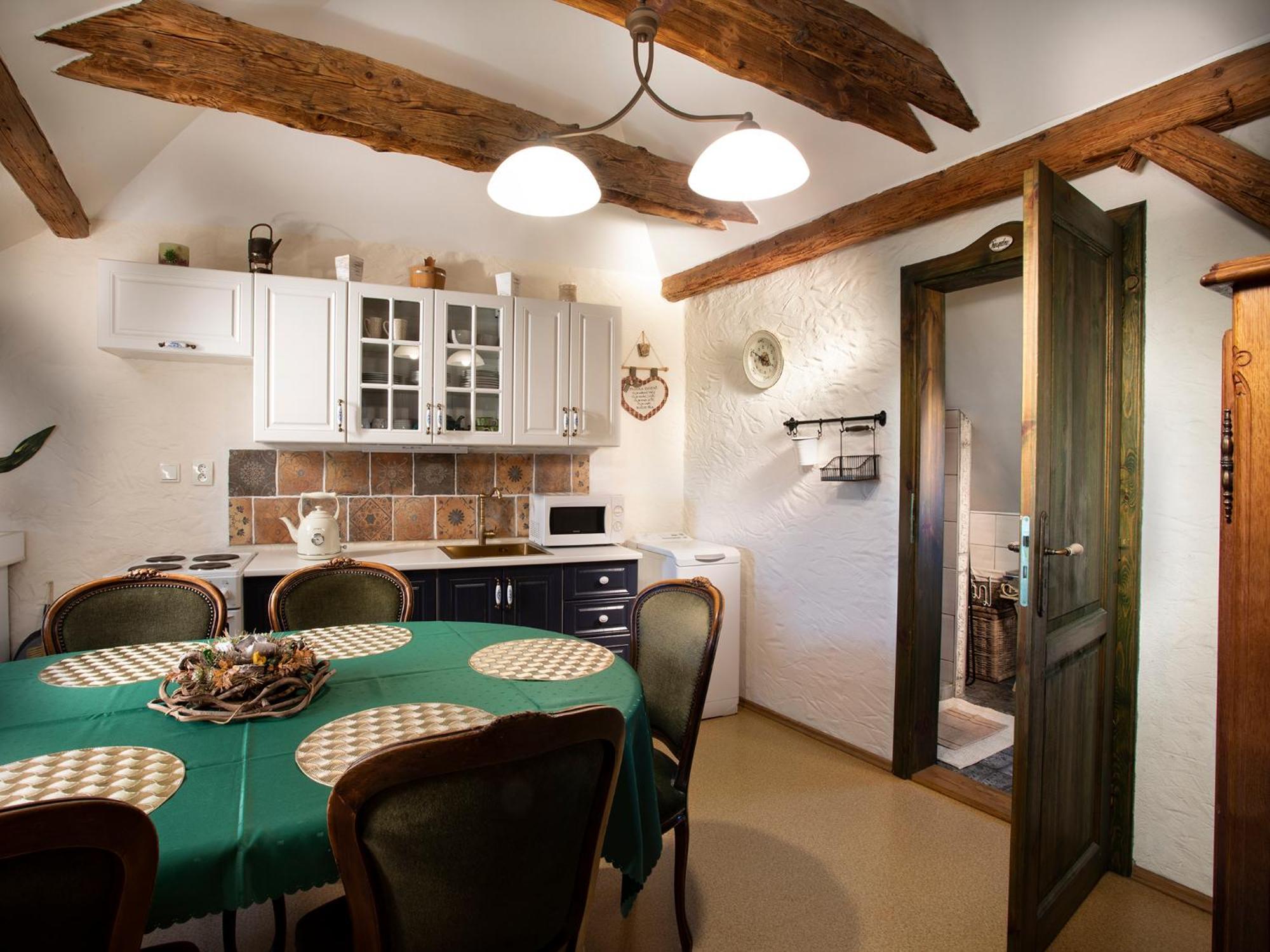 Lichtenstein Lva Apartman Břeclav Εξωτερικό φωτογραφία